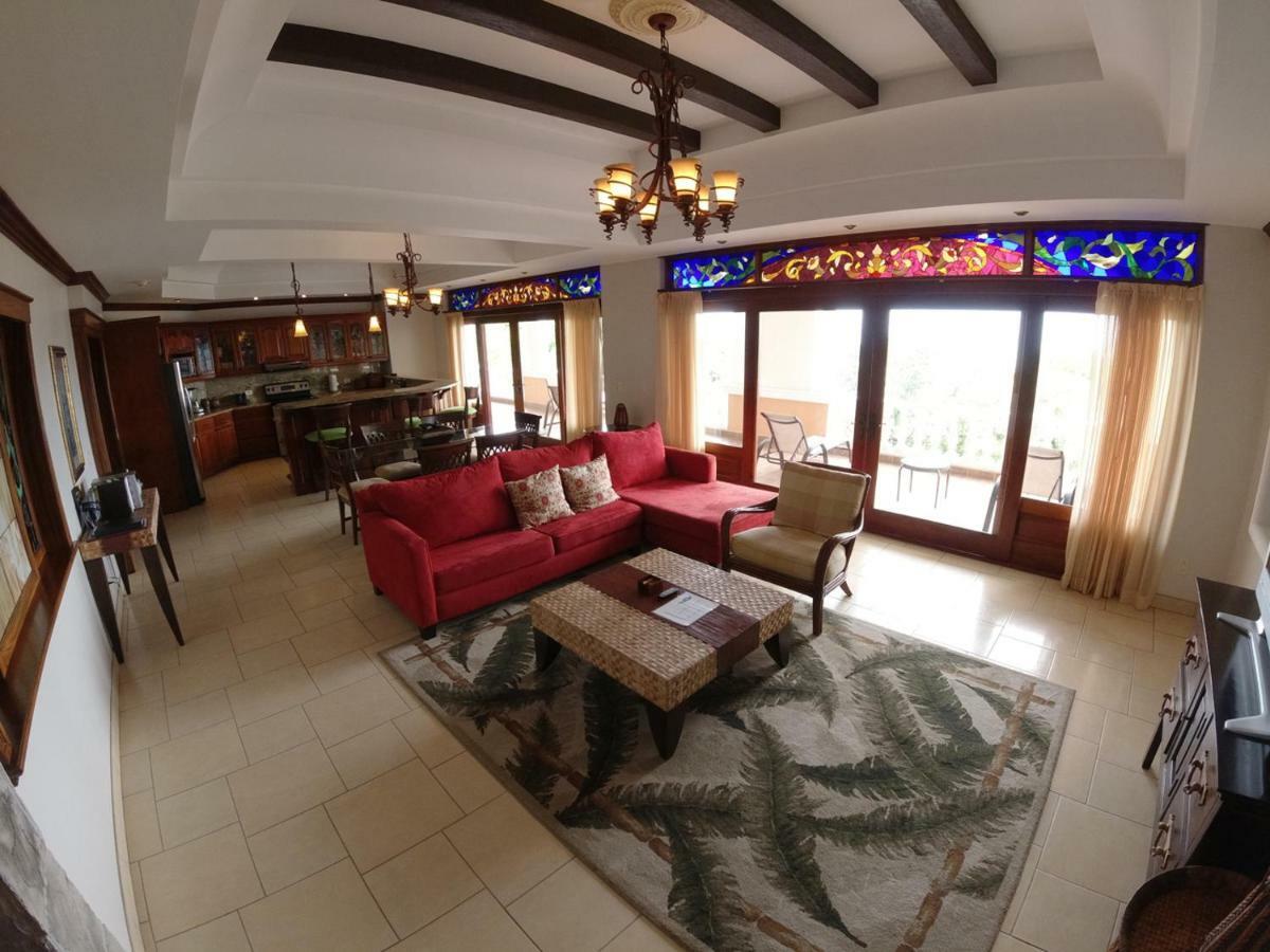 Pacifico Colonial Condominiums Manuel Antonio Luaran gambar